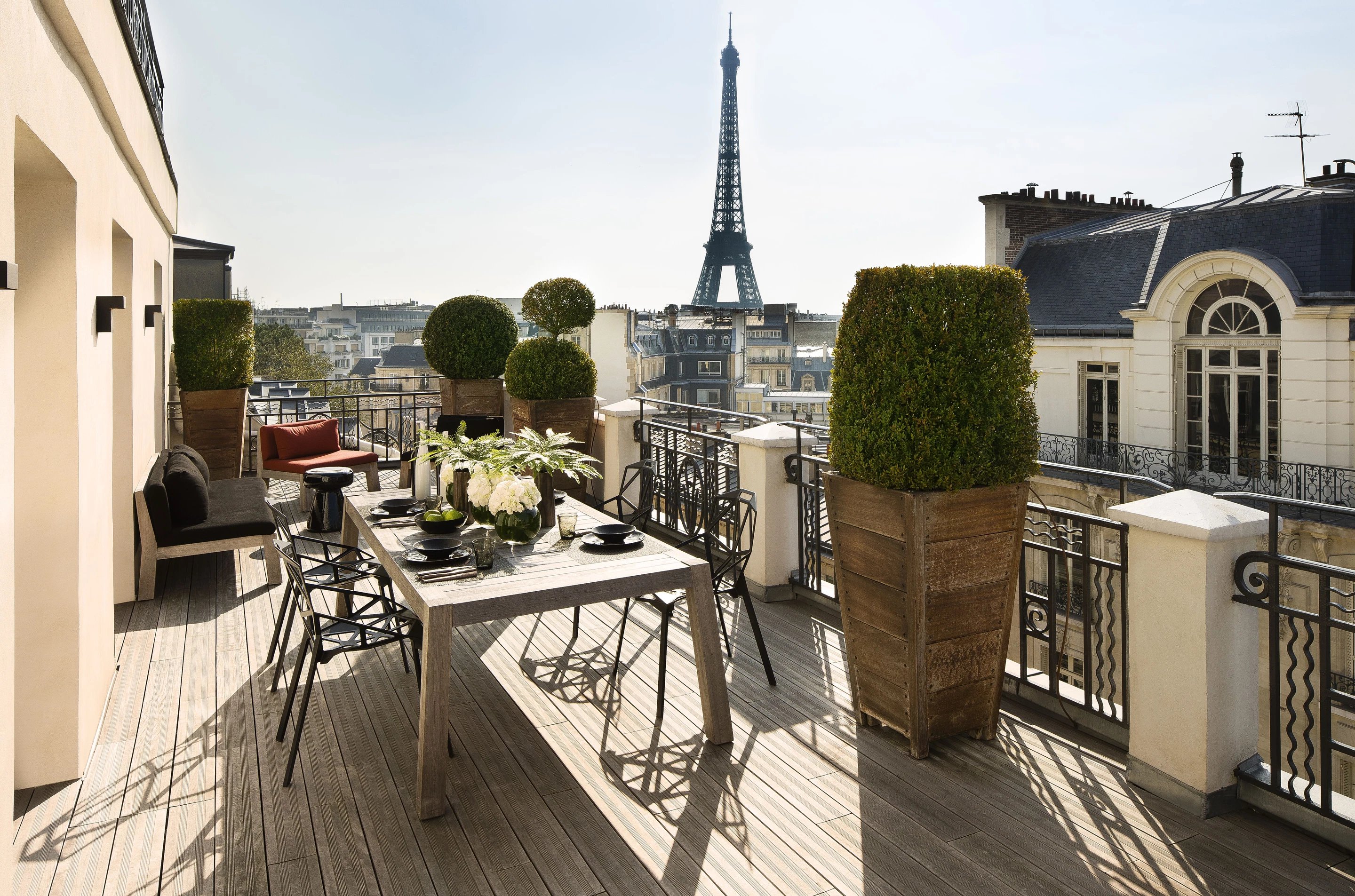 Hotel Marignan Champs-Elysées | Hotel with Eiffel Tower view